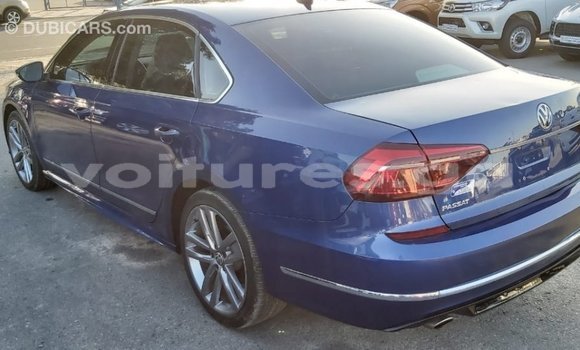 Acheter Import Voiture Volkswagen Passat Bleu à Import - Dubai, Estuaire Acheter Import Voiture Volkswagen Passat Bleu à Import - Dubai, Estuaire