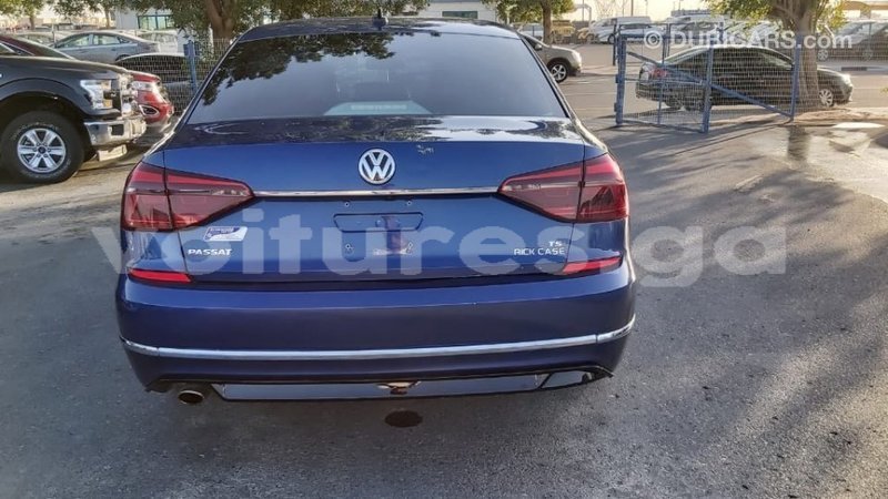 Big with watermark volkswagen passat estuaire import dubai 6053