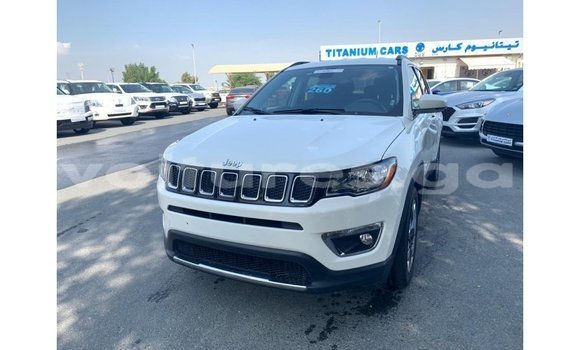 Acheter Import Voiture Jeep Compass Blanc à Import - Dubai, Estuaire