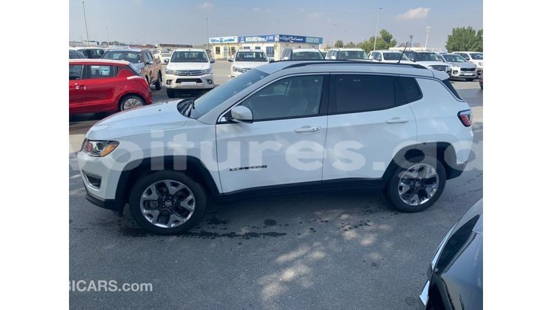 Big with watermark jeep compass estuaire import dubai 6054