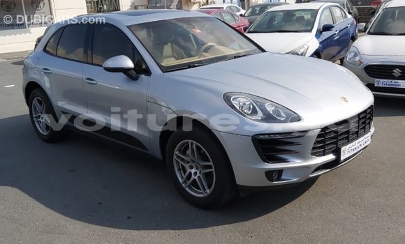 Acheter Import Voiture Porsche Macan Autre à Import - Dubai, Estuaire Acheter Import Voiture Porsche Macan Autre à Import - Dubai, Estuaire