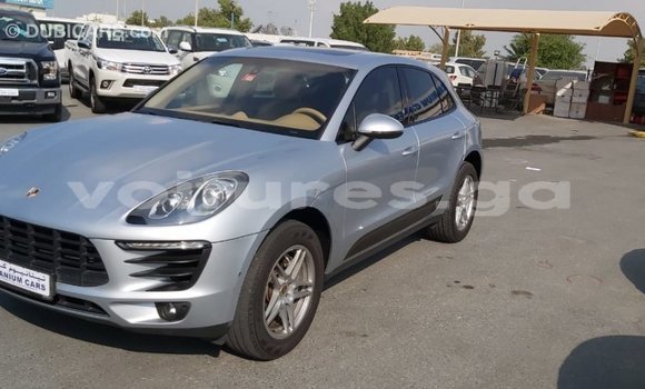 Acheter Import Voiture Porsche Macan Autre à Import - Dubai, Estuaire Acheter Import Voiture Porsche Macan Autre à Import - Dubai, Estuaire