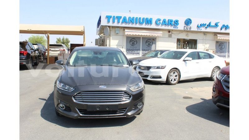 Big with watermark ford fusion estuaire import dubai 6056