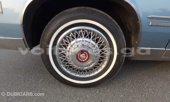 Acheter Import Voiture Cadillac Eldorado Bleu à Import - Dubai, Estuaire Acheter Import Voiture Cadillac Eldorado Bleu à Import - Dubai, Estuaire