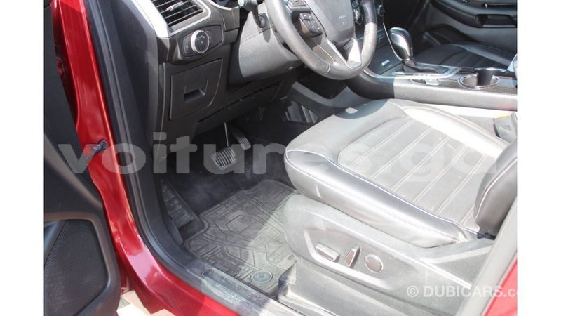 Big with watermark ford edge estuaire import dubai 6059