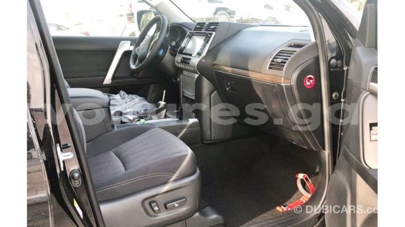 Big with watermark toyota prado estuaire import dubai 6060