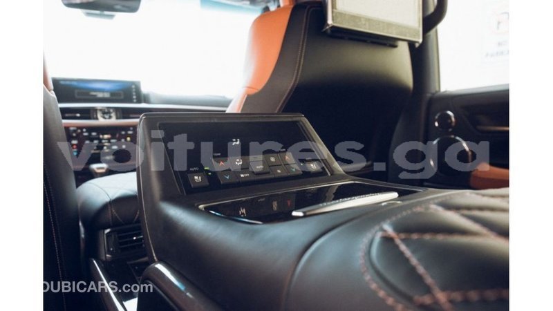 Big with watermark lexus lx estuaire import dubai 6064