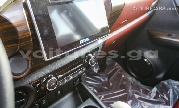 Acheter Import Voiture Toyota Hilux Blanc à Import - Dubai, Estuaire Acheter Import Voiture Toyota Hilux Blanc à Import - Dubai, Estuaire