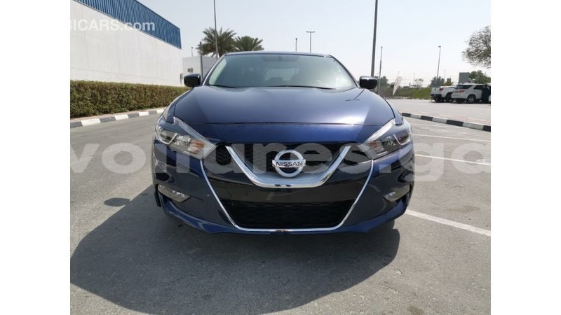 Big with watermark nissan maxima estuary import dubai 6071