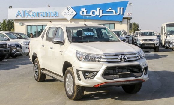Acheter Import Voiture Toyota Hilux Blanc à Import - Dubai, Estuaire Acheter Import Voiture Toyota Hilux Blanc à Import - Dubai, Estuaire