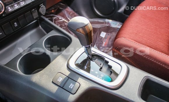 Acheter Import Voiture Toyota Hilux Blanc à Import - Dubai, Estuaire Acheter Import Voiture Toyota Hilux Blanc à Import - Dubai, Estuaire