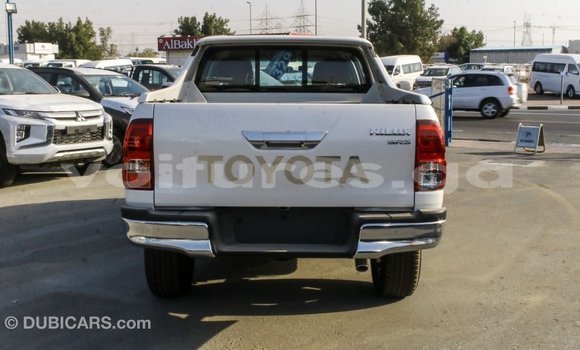 Acheter Import Voiture Toyota Hilux Blanc à Import - Dubai, Estuaire Acheter Import Voiture Toyota Hilux Blanc à Import - Dubai, Estuaire