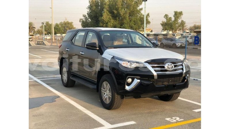 Big with watermark toyota fortuner estuaire import dubai 6074