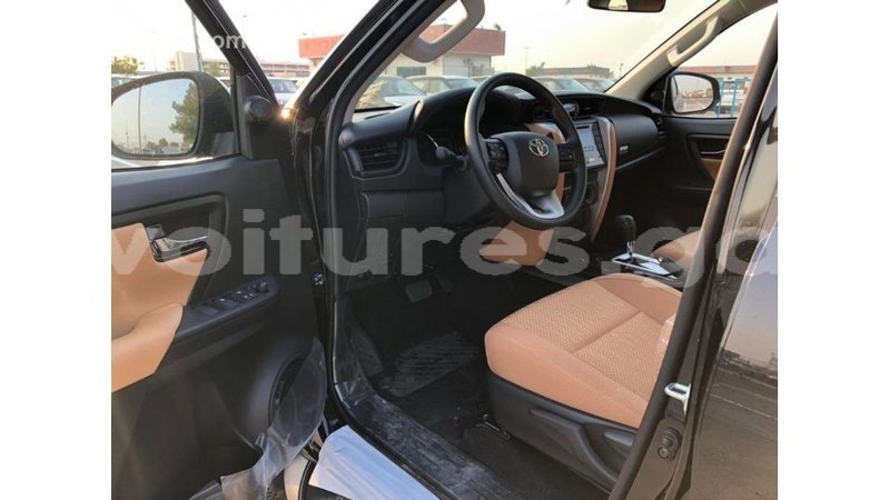 Big with watermark toyota fortuner estuaire import dubai 6074