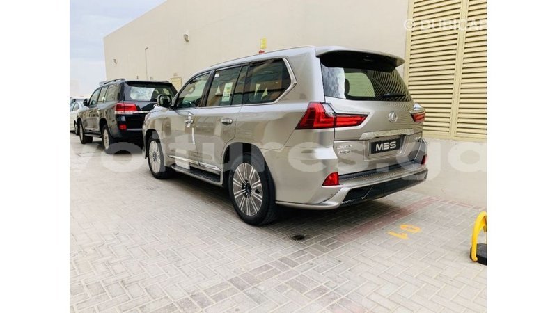 Big with watermark lexus lx estuaire import dubai 6076