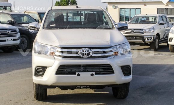 Acheter Import Voiture Toyota Hilux Blanc à Import - Dubai, Estuaire Acheter Import Voiture Toyota Hilux Blanc à Import - Dubai, Estuaire