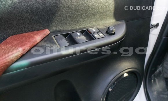 Acheter Import Voiture Toyota Hilux Blanc à Import - Dubai, Estuaire Acheter Import Voiture Toyota Hilux Blanc à Import - Dubai, Estuaire