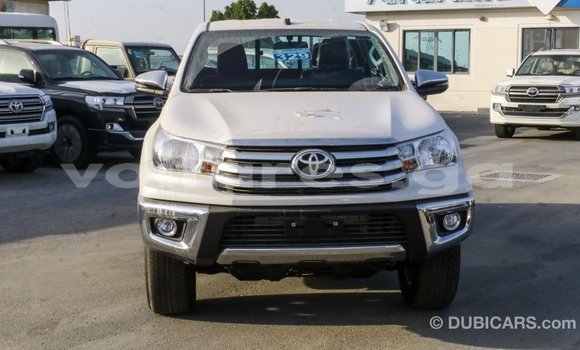 Acheter Import Voiture Toyota Hilux Blanc à Import - Dubai, Estuaire Acheter Import Voiture Toyota Hilux Blanc à Import - Dubai, Estuaire