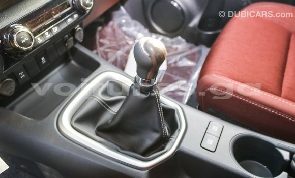 Acheter Import Voiture Toyota Hilux Blanc à Import - Dubai, Estuaire Acheter Import Voiture Toyota Hilux Blanc à Import - Dubai, Estuaire