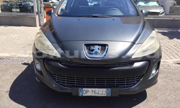 Acheter Occasion Voiture Toyota Yaris Rouge à Libreville, Estuaire Acheter Occasion Voiture Toyota Yaris Rouge à Libreville, Estuaire