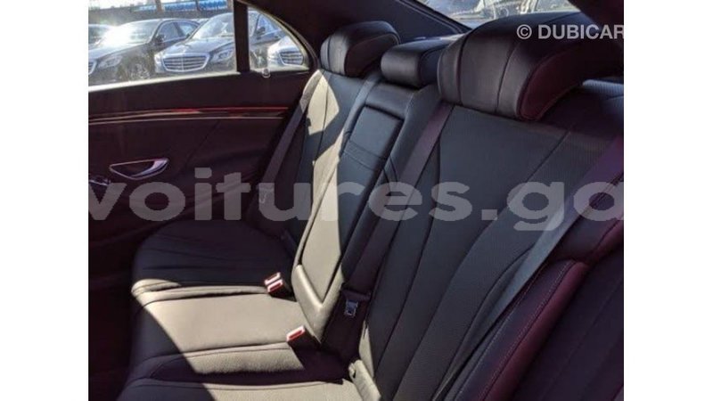 Big with watermark mercedes benz 190 estuaire import dubai 6087