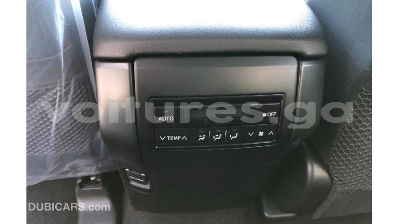 Big with watermark toyota prado estuaire import dubai 6094