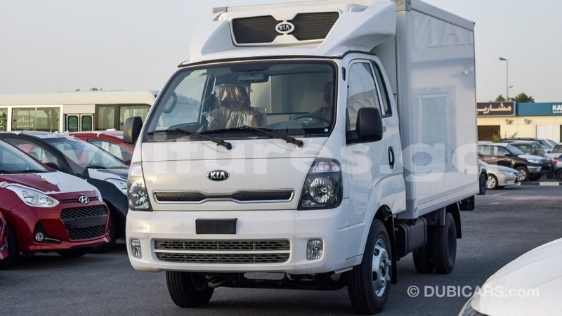 Big with watermark kia k3 estuaire import dubai 6096