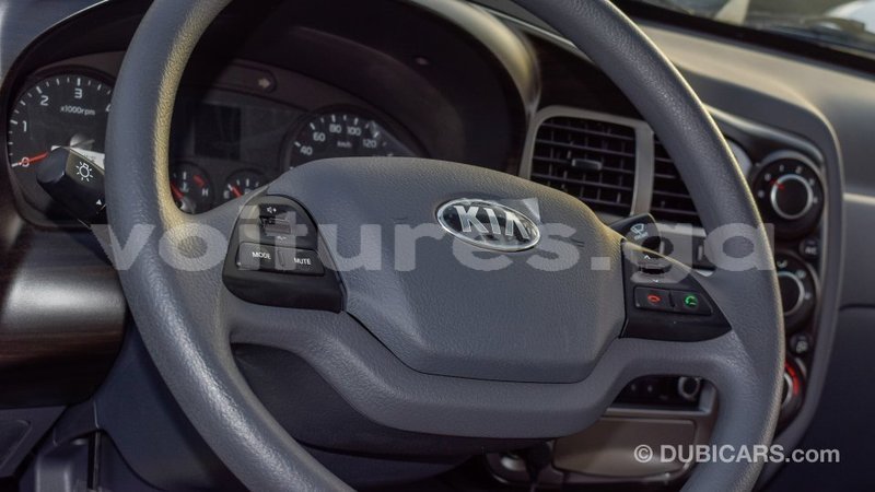 Big with watermark kia k3 estuaire import dubai 6096