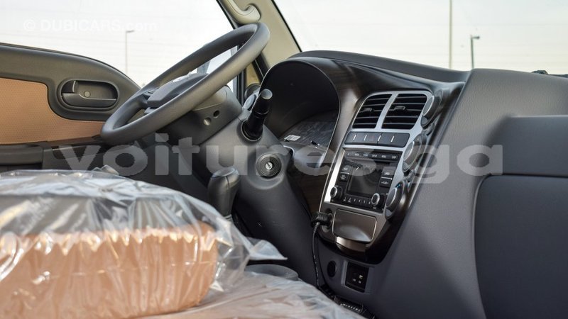 Big with watermark kia k3 estuaire import dubai 6096