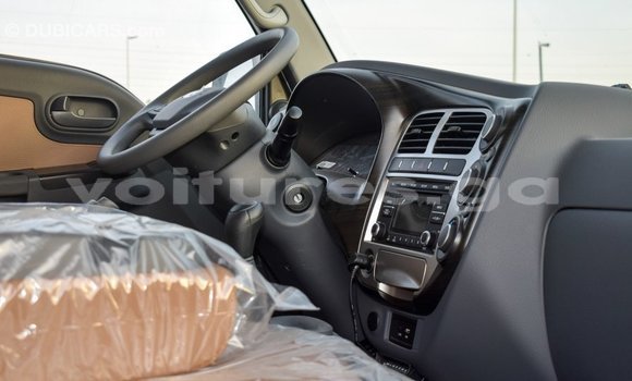 Acheter Import Voiture Kia K3 Blanc à Import - Dubai, Estuaire Acheter Import Voiture Kia K3 Blanc à Import - Dubai, Estuaire