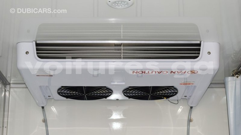 Big with watermark kia k3 estuaire import dubai 6096