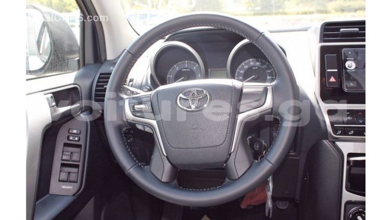 Big with watermark toyota prado estuaire import dubai 6101