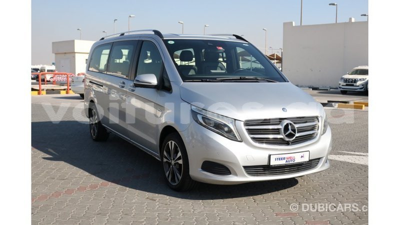 Big with watermark mercedes benz 250 estuaire import dubai 6103