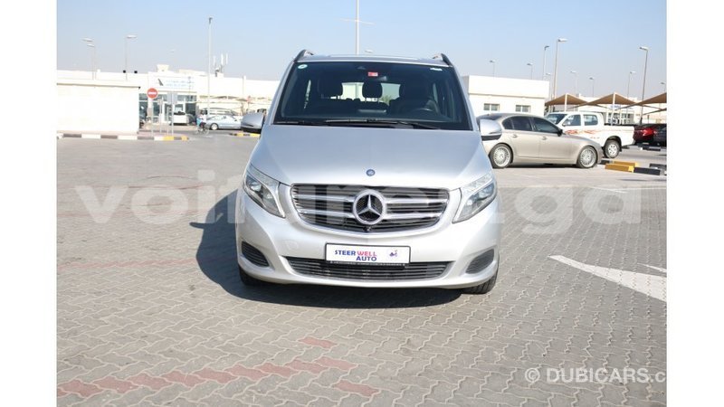 Big with watermark mercedes benz 250 estuaire import dubai 6103