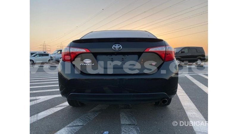 Big with watermark toyota corolla estuaire import dubai 6106