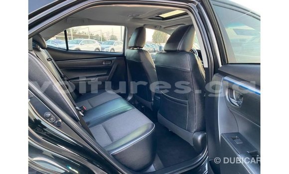 Acheter Import Voiture Toyota Corolla Noir à Import - Dubai, Estuaire Acheter Import Voiture Toyota Corolla Noir à Import - Dubai, Estuaire