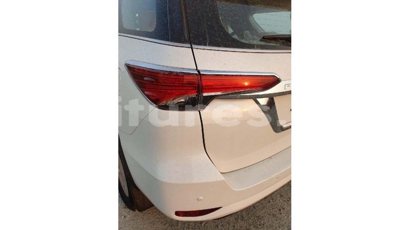 Big with watermark toyota fortuner estuaire import dubai 6114