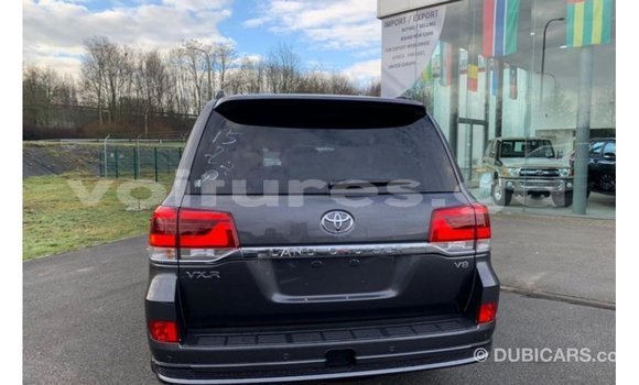 Acheter Import Voiture Toyota Land Cruiser Noir à Import - Dubai, Estuaire Acheter Import Voiture Toyota Land Cruiser Noir à Import - Dubai, Estuaire