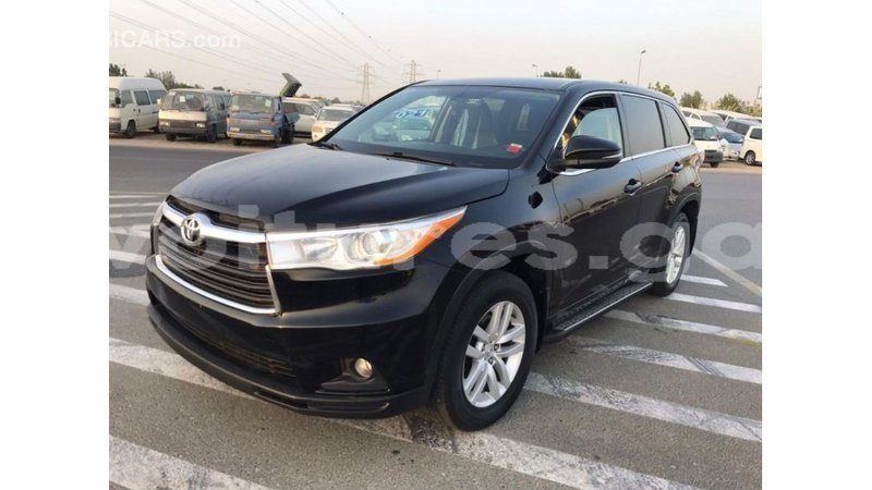 Big with watermark toyota highlander estuaire import dubai 6120