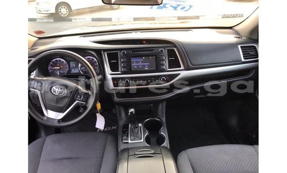 Acheter Import Voiture Toyota Highlander Noir à Import - Dubai, Estuaire Acheter Import Voiture Toyota Highlander Noir à Import - Dubai, Estuaire