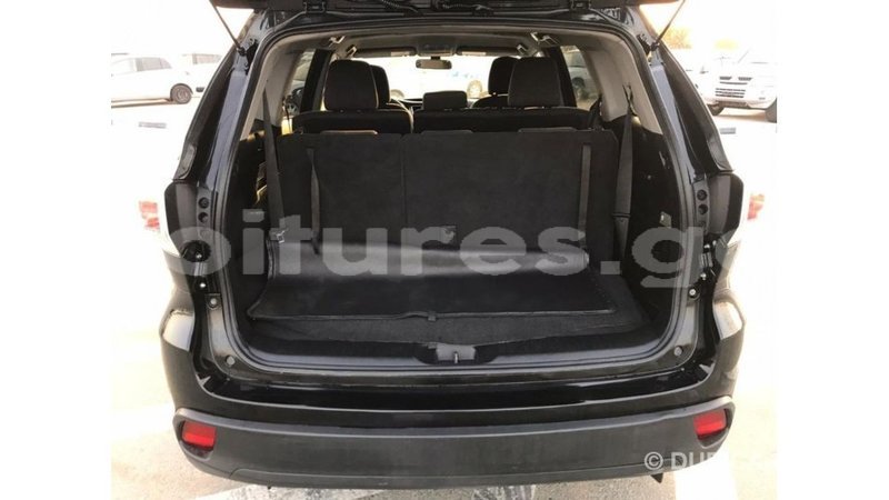 Big with watermark toyota highlander estuaire import dubai 6121