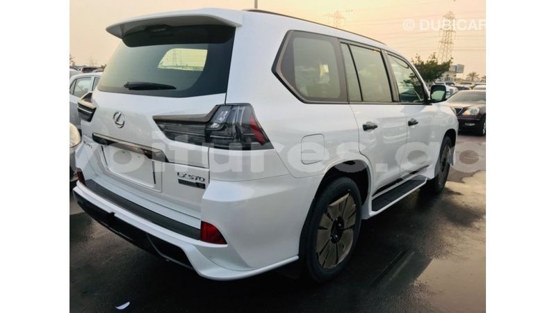 Big with watermark lexus lx estuaire import dubai 6122