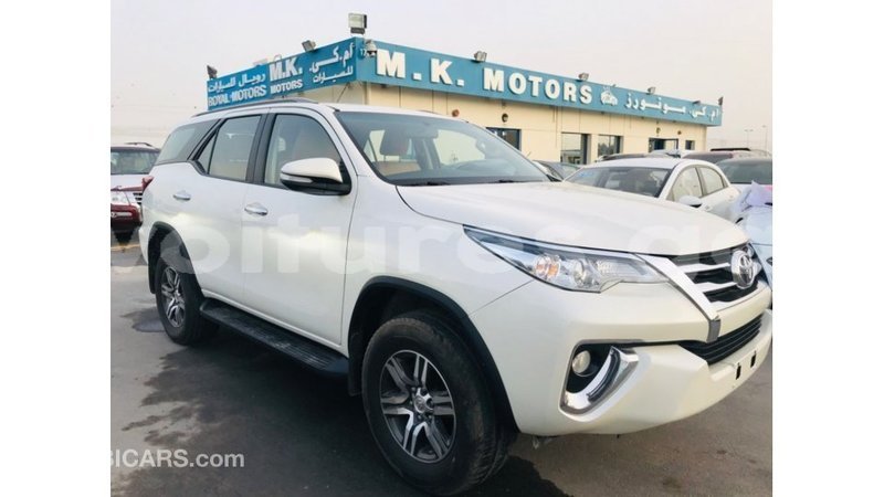 Big with watermark toyota fortuner estuaire import dubai 6123