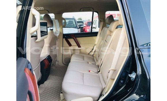 Acheter Import Voiture Toyota Prado Noir à Import - Dubai, Estuaire Acheter Import Voiture Toyota Prado Noir à Import - Dubai, Estuaire