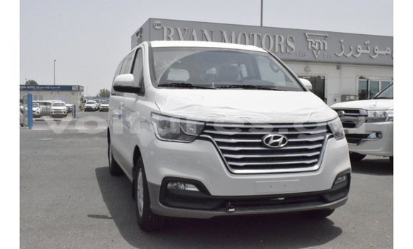 Acheter Import Utilitaire Hyundai Chorus Blanc à Import - Dubai, Estuaire