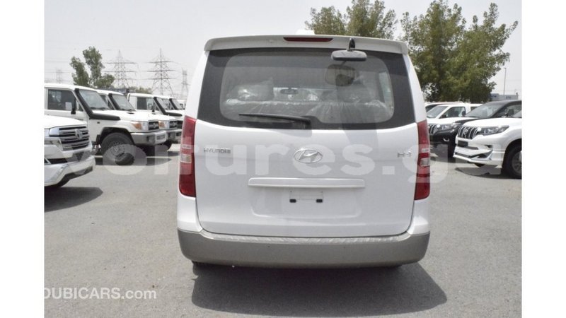 Big with watermark hyundai chorus estuary import dubai 6126