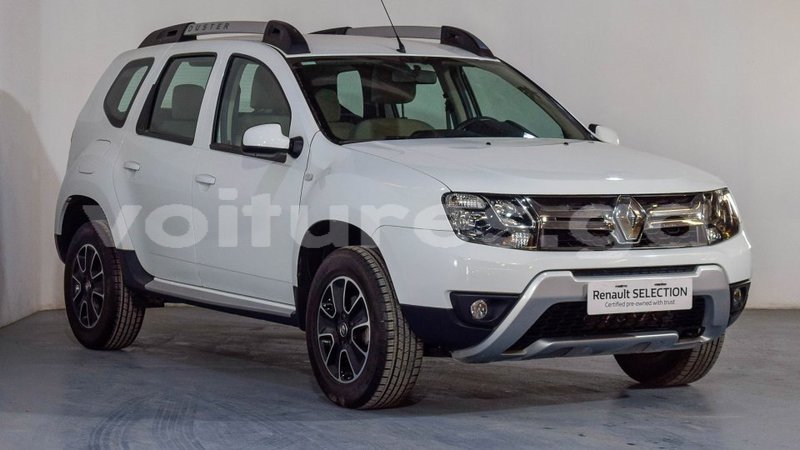 Big with watermark renault duster estuaire import dubai 6129