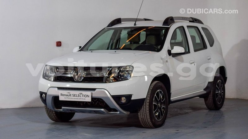 Big with watermark renault duster estuaire import dubai 6129