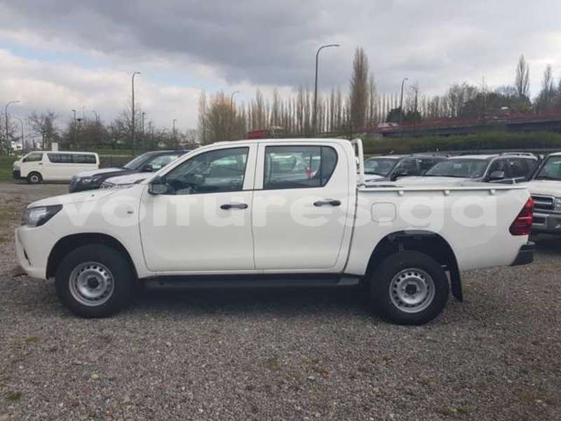 Big with watermark toyota hilux estuaire libreville 6131