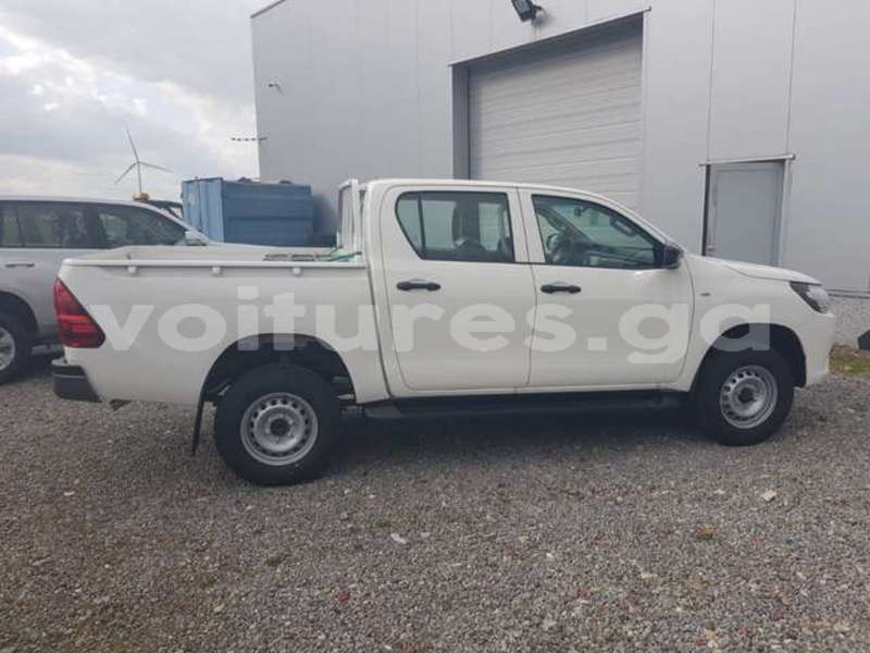 Big with watermark toyota hilux estuaire libreville 6131